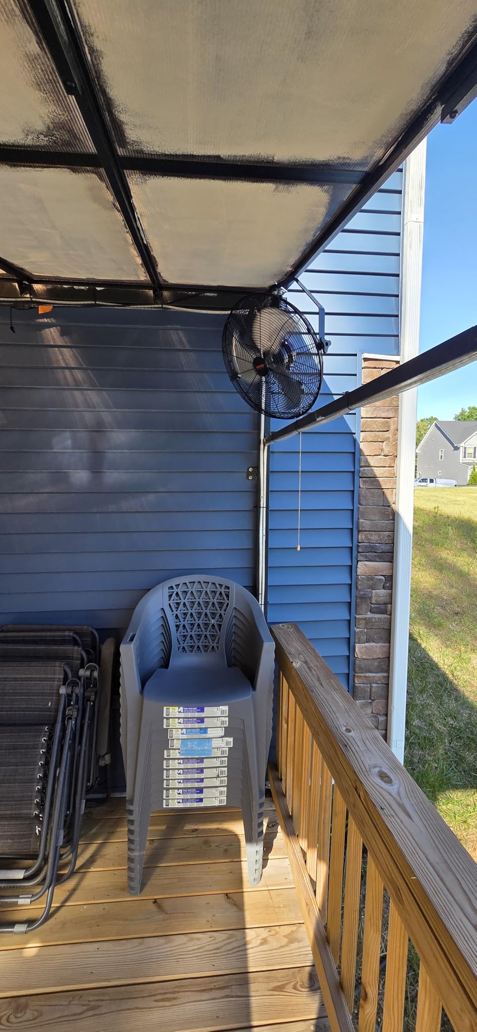 VEVOR Wall Mount Fan, 18 Inch 4150 CFM, 3-speed Wall Mounted Metal Fan customer photo 1