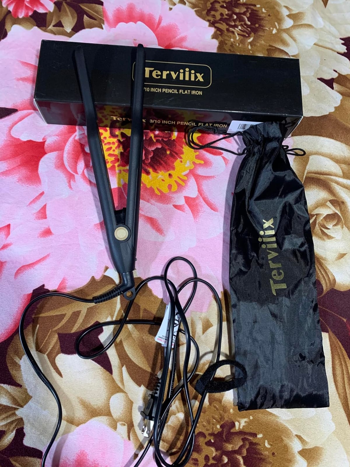 Terviiix Mini Flat Iron and Hair Straightener for Short Hair, Edges, and Pixie Cut - 3/10 Inch Skinny Pencil Straightener for Black Women's Baby Hair, LCD Digital Display, Dual Voltage, Pink customer photo 2