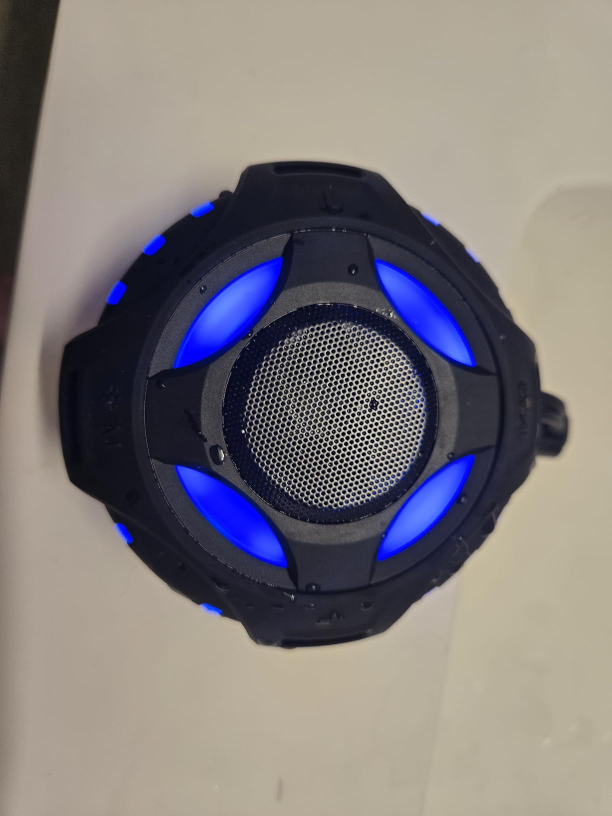 comiso Bluetooth Shower Speaker, IPX7 Waterproof Speaker with Robust Bass customer photo 1