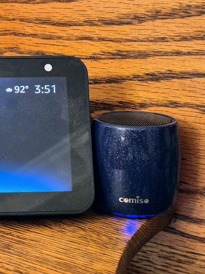 comiso Portable Bluetooth Speaker, Small Speaker, IP67 Waterproof, Rich Bass customer photo 1