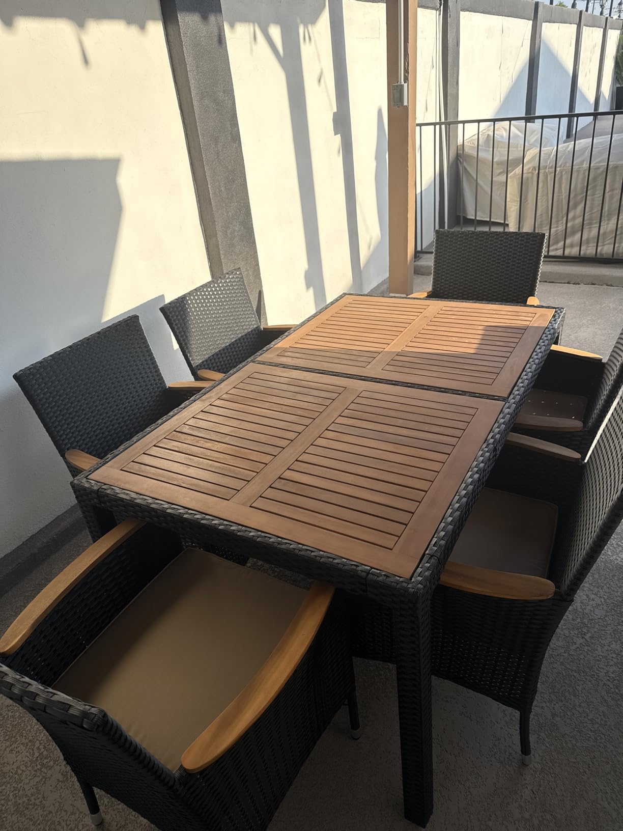 Devoko 7 PCS Acacia Wood Patio Dining Set, Gray Rattan customer photo 1