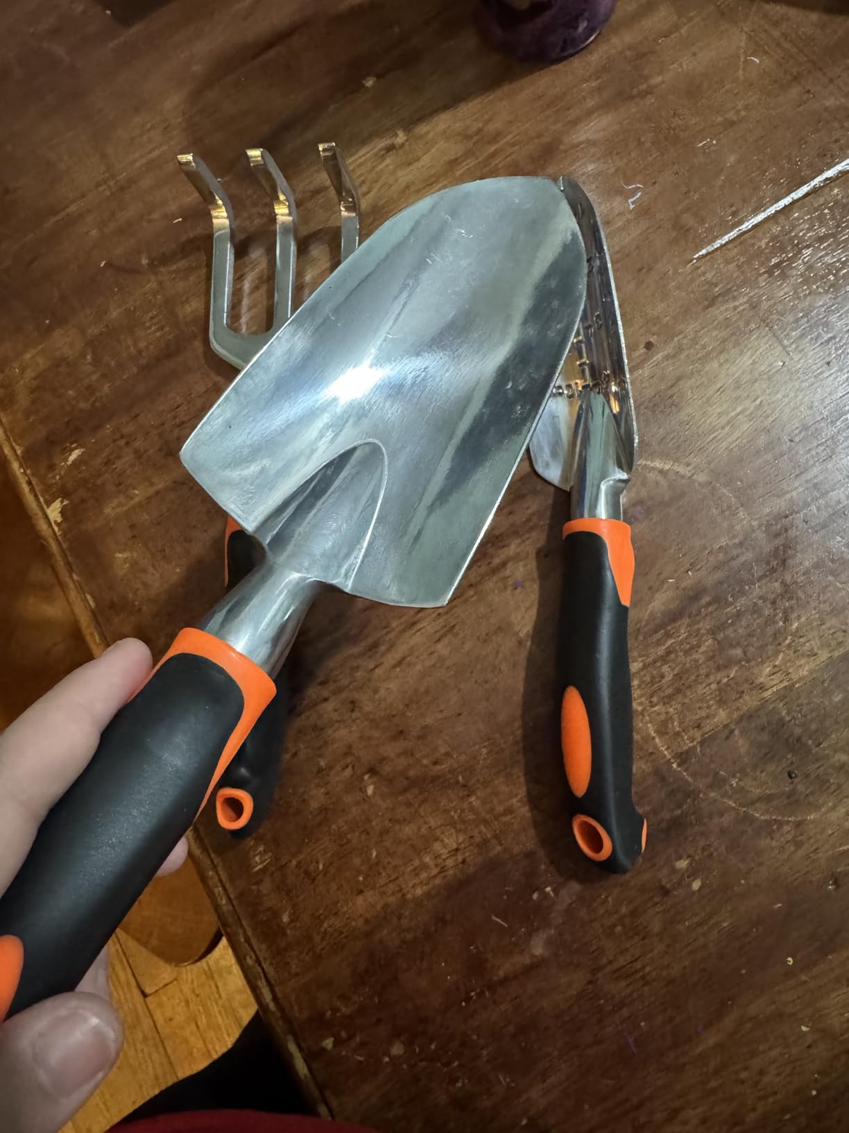 Garden Tools Set, 3 Pack Heavy Duty Gardening Tools Set Include Garden Shovel, Transplant Trowel and Hand Rake with Ergonomic Handle, Aluminum Alloy Lawn for Planting, Orange customer photo 2