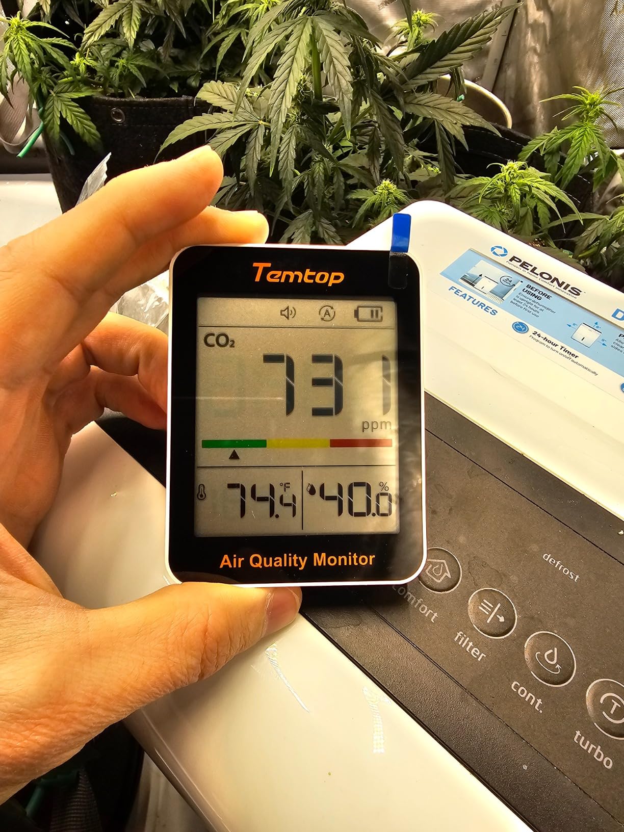 Temtop CO2 Monitor Indoor air Quality Monitor Portable CO2 Meter, CO2, Temperature, Humidity Home, Office or School customer photo 1