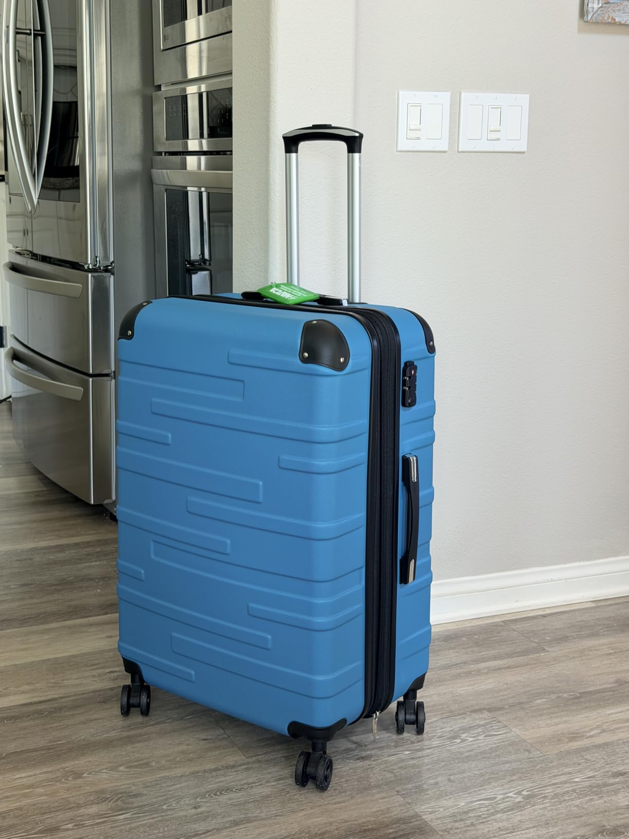 Coolife Hardside ABS Luggage, TSA Lock, Spinner Wheels, 28in Checked customer photo 1