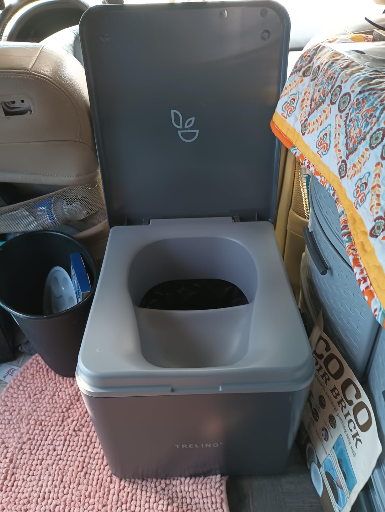 TRELINO Composting Toilet Evo S White, Portable Toilet for Camping & Outdoor, Odorless, 1.2 gal & 1.6 gal Capacity, 13 x 15.4 x 11.7 inches customer photo 2