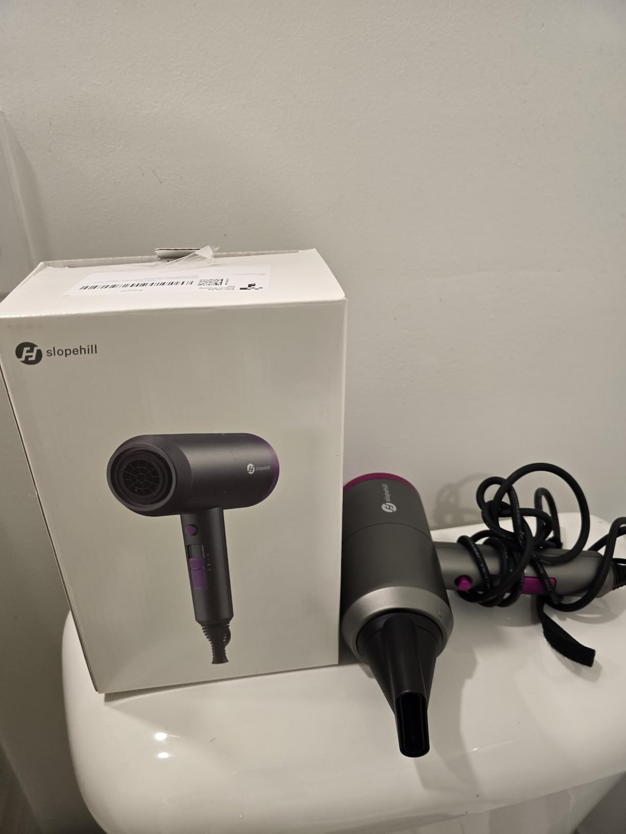 Slopehill Professional Ionic Hair Dryer, Powerful 1800W Fast Drying Low Noise Blow Dryer with 2 Concentrator Nozzle 1 Diffuser Attachments for Home Salon Travel (Matte Blue) customer photo 1
