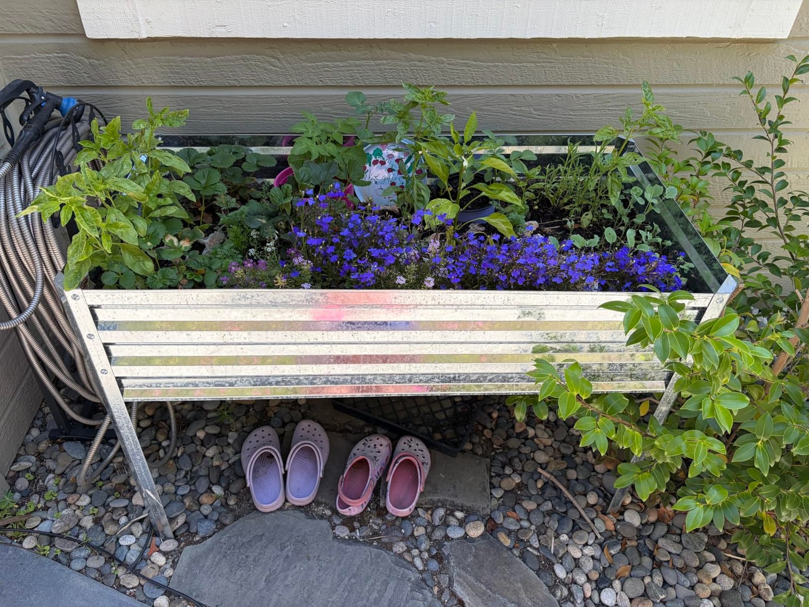 Galvanized Raised Garden Bed with Legs 48x24x32in Outdoor customer photo 2