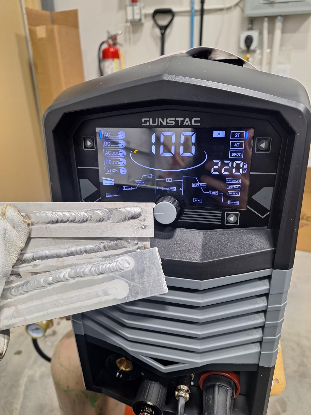 Sunstac 250A Aluminum TIG Welder with Pulse ACDC Foot Pedal Control customer photo 1