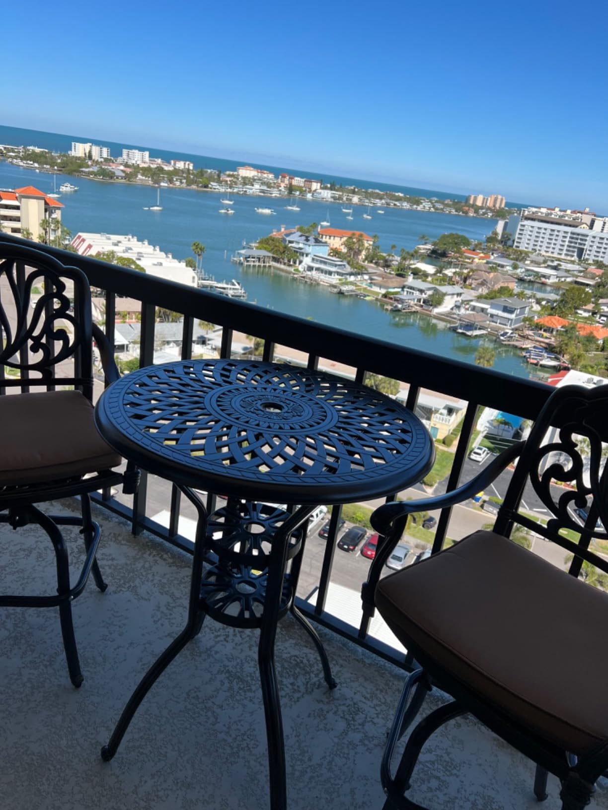 VIVIJASON 5-Piece Patio Swivel Bar Stools Set, All Weather Cast Aluminum Outdoor Bar Height Bistro Set with 4 Cushioned Bar Chairs & 38.5