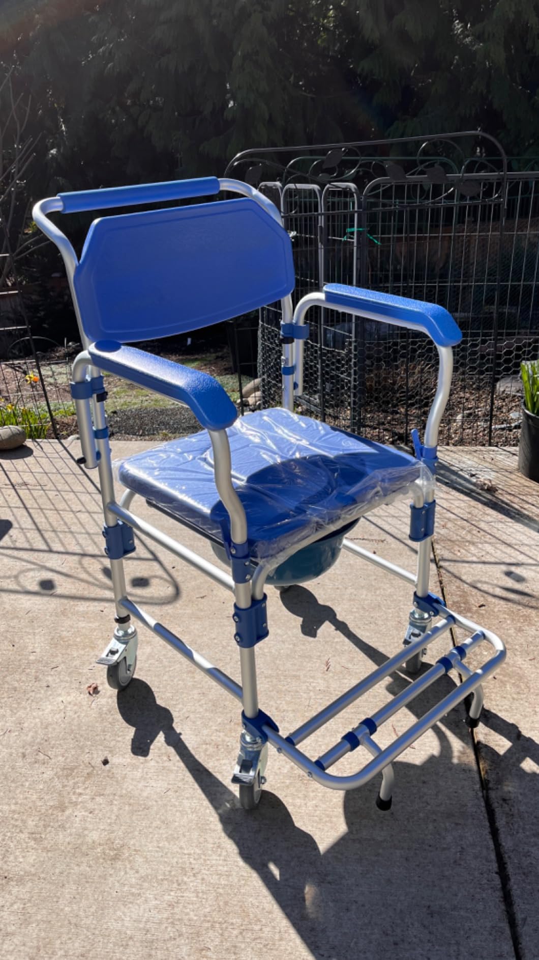 Bedside Commode Wheelchair with Drop Arms & Lockable Casters, Waterproof Aluminum Shower Chair, Anti-Tilt Foldable Footrest, Sponge Padded Seat, 330lbs Weight Capacity, 3 in 1 Bedside Commode Chair customer photo 2