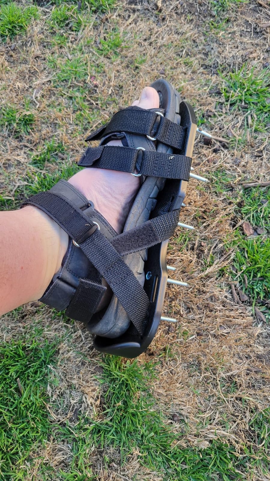 Lawn Aerator Shoes Pre‑Assembled with Secure Dual Instep Straps for Lawn customer photo 2