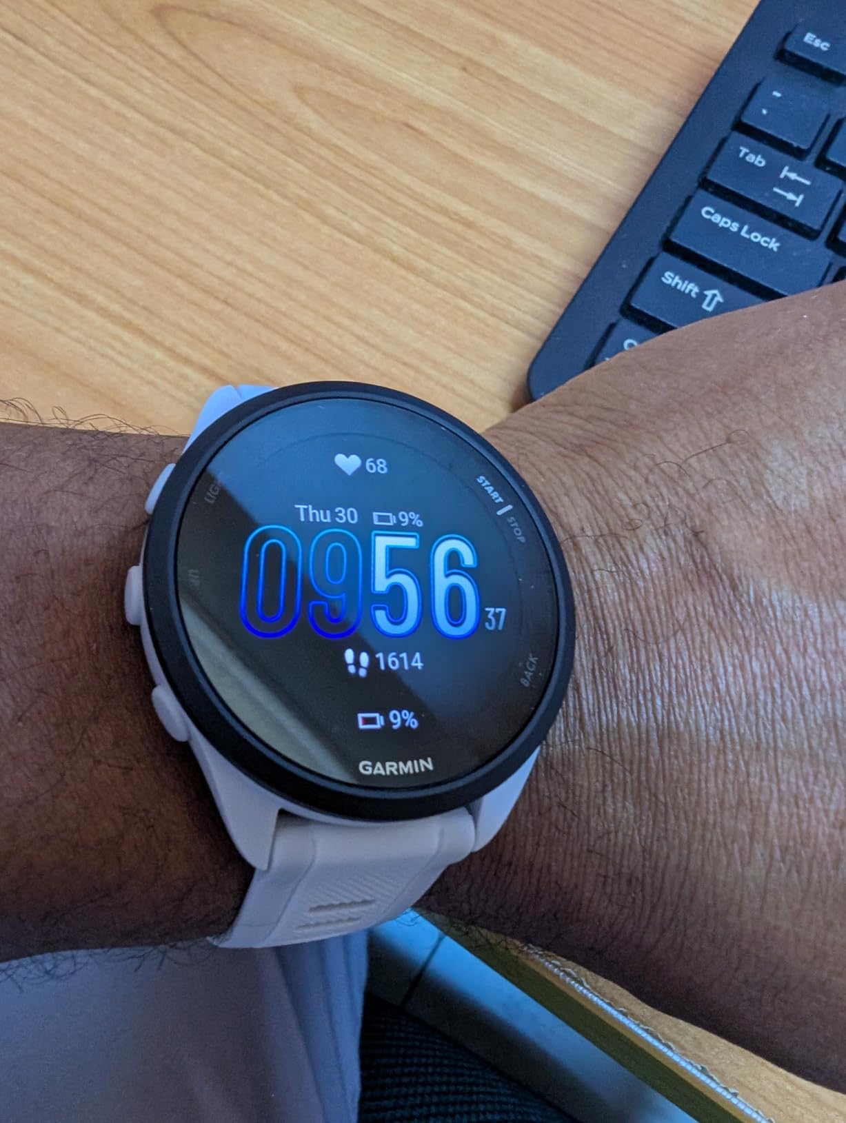 Garmin Forerunner® 165, Running Smartwatch, 43mm, Black customer photo 2