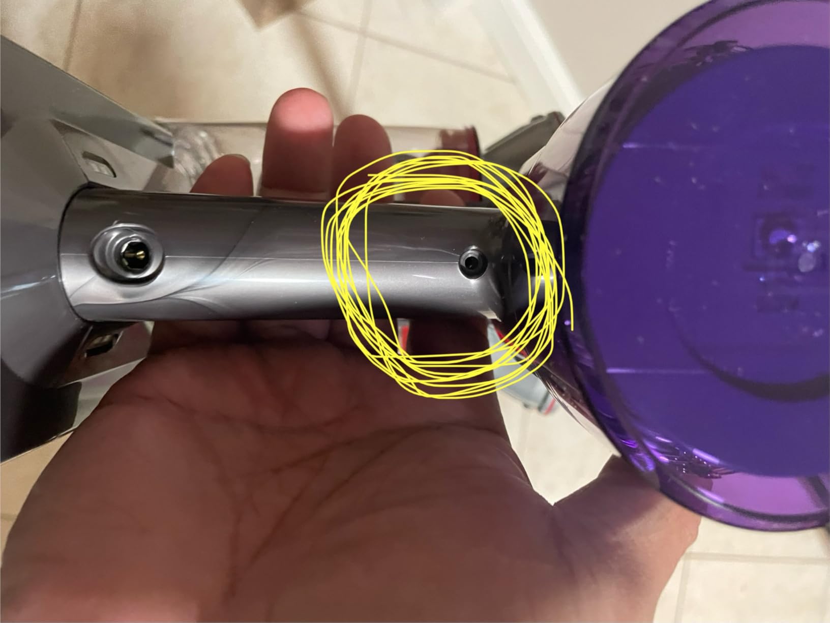 Dyson V8 Plus Cordless Vacuum, Cleans Hard Floors and Carpets, Detangles, Converts to Handheld, 115AW, 2 Power Modes, Up to 40 Minutes¹ customer photo 2