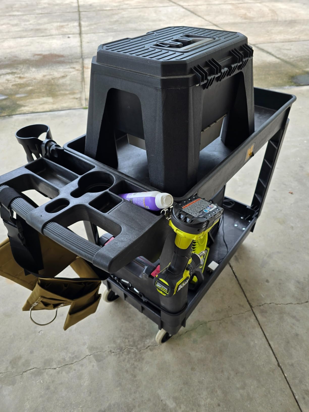 MaxWorks 2‑Tier Heavy‑Duty Utility Service Cart 500 lb Capacity 46