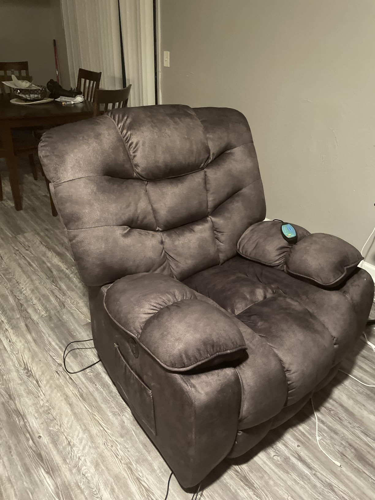 HAOMARKETS Oversized Power Recliner Chair with Massage and Heat, 41
