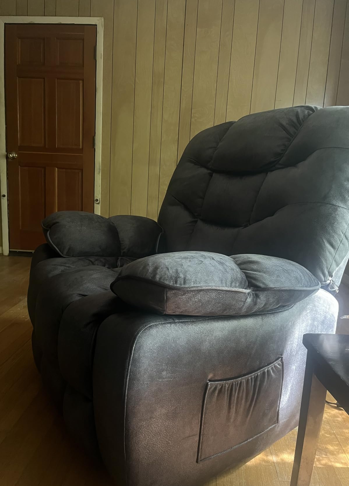 HAOMARKETS Oversized Power Recliner Chair with Massage and Heat, 41