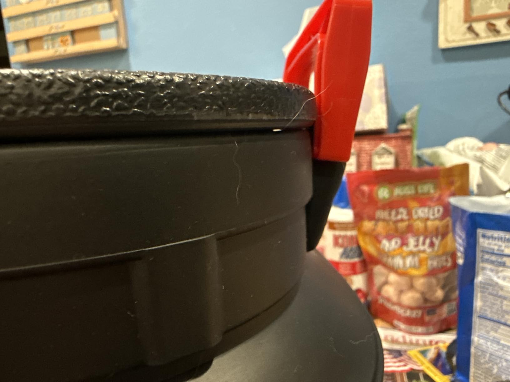 TNNTOPELE Wood Pellet Storage Containers with Scoop & Stickers Kit - Pellet Bin Pellet Bucket - Pellet Containers for Grill Pellet - Smoker Pellet Storage Pellet Grill Accessory - Black customer photo 1