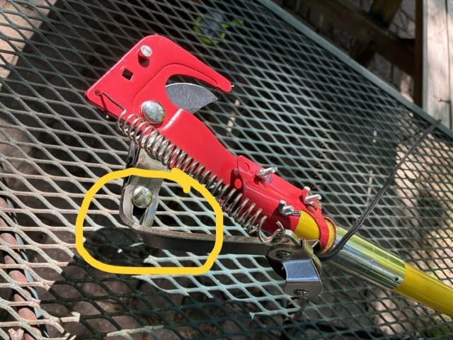 7.3-27FT Extendable Long Handle Pole Saw with Blade and Branch Scissors customer photo 2