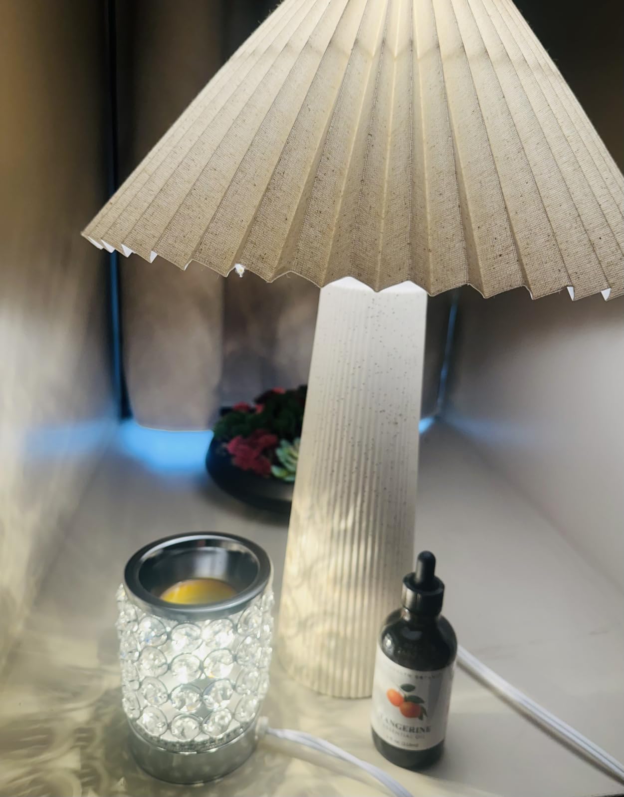 Leyoue Crystal Wax Melt Warmer with Bulb Heating, Electric Wax Heater for Home Decor customer photo 1