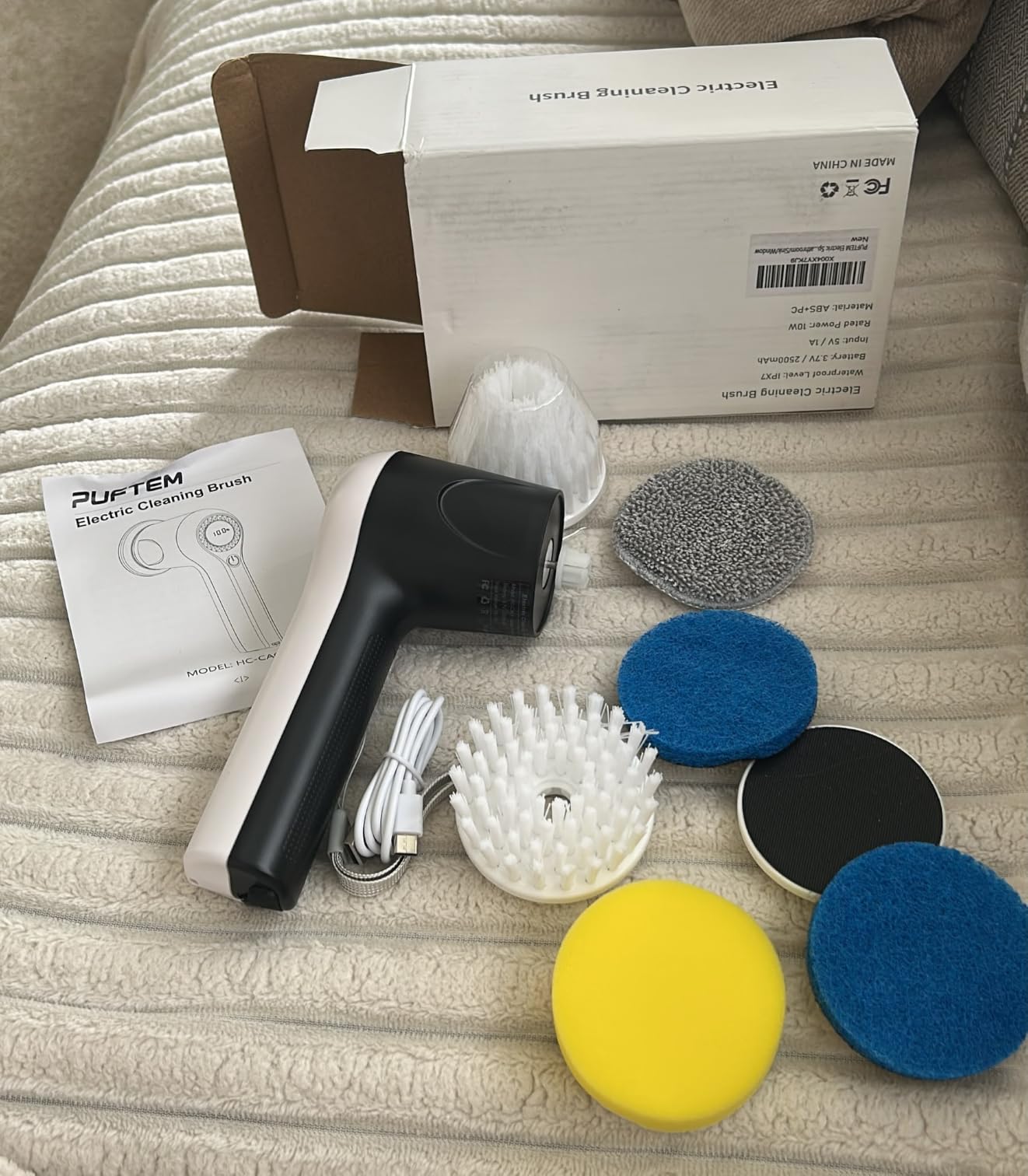 PUFTEM Electric Spin Scrubber, Cordless Shower Scrubber | Battery Level Display, Dual Speed, 6 Replaceable Brush Heads, IPX7 Waterproof, Long Runtime, Tub, Tile & Sink Cleaning customer photo 1