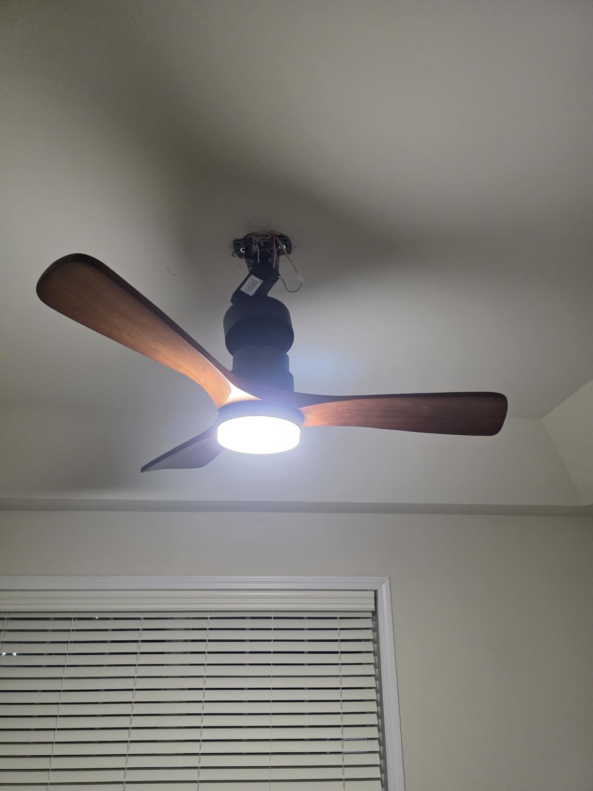 42 Inch Black Ceiling Fans with Lights and Remote,Dimmable LED Light,Quite Reversible DC Motor,Memory Function,Modern Solid Wood Indoor Outdoor Ceiling Fan with Light for Office Patios customer photo 1