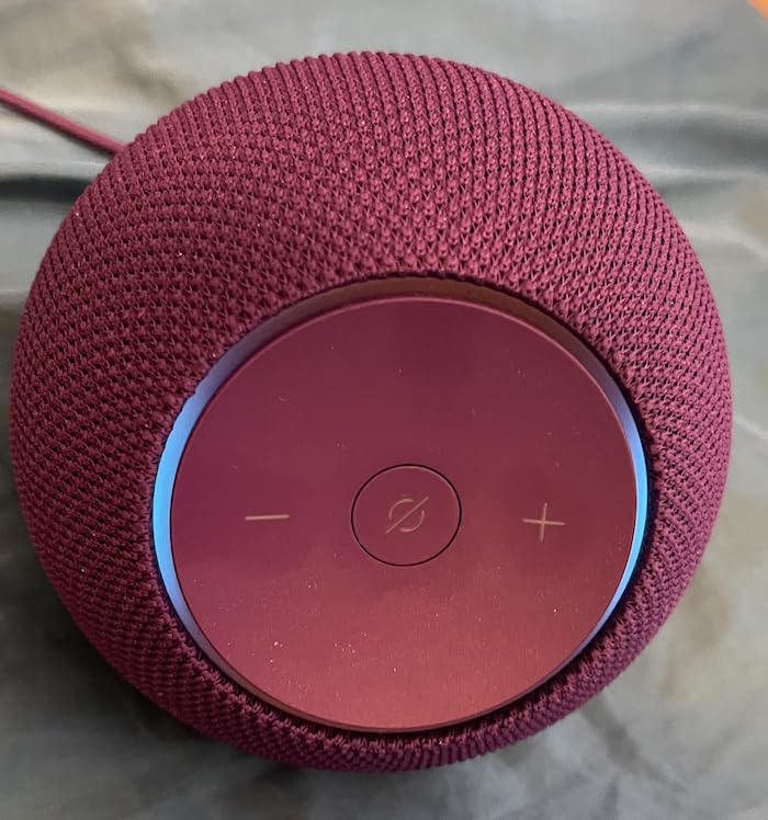 Amazon Echo Dot Max (newest model), Alexa speaker with room-filling sound and nearly 3x bass, Great for living rooms and medium-sized spaces, Designed for Alexa+, Glacier White customer photo 1