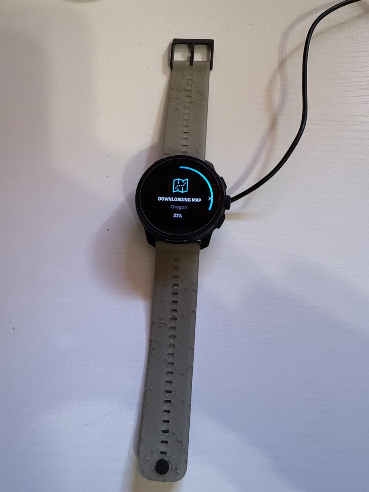 SUUNTO Race S GPS Sports Watch, 1.32” AMOLED 95+ Sports Modes, Gravel Gray customer photo 2