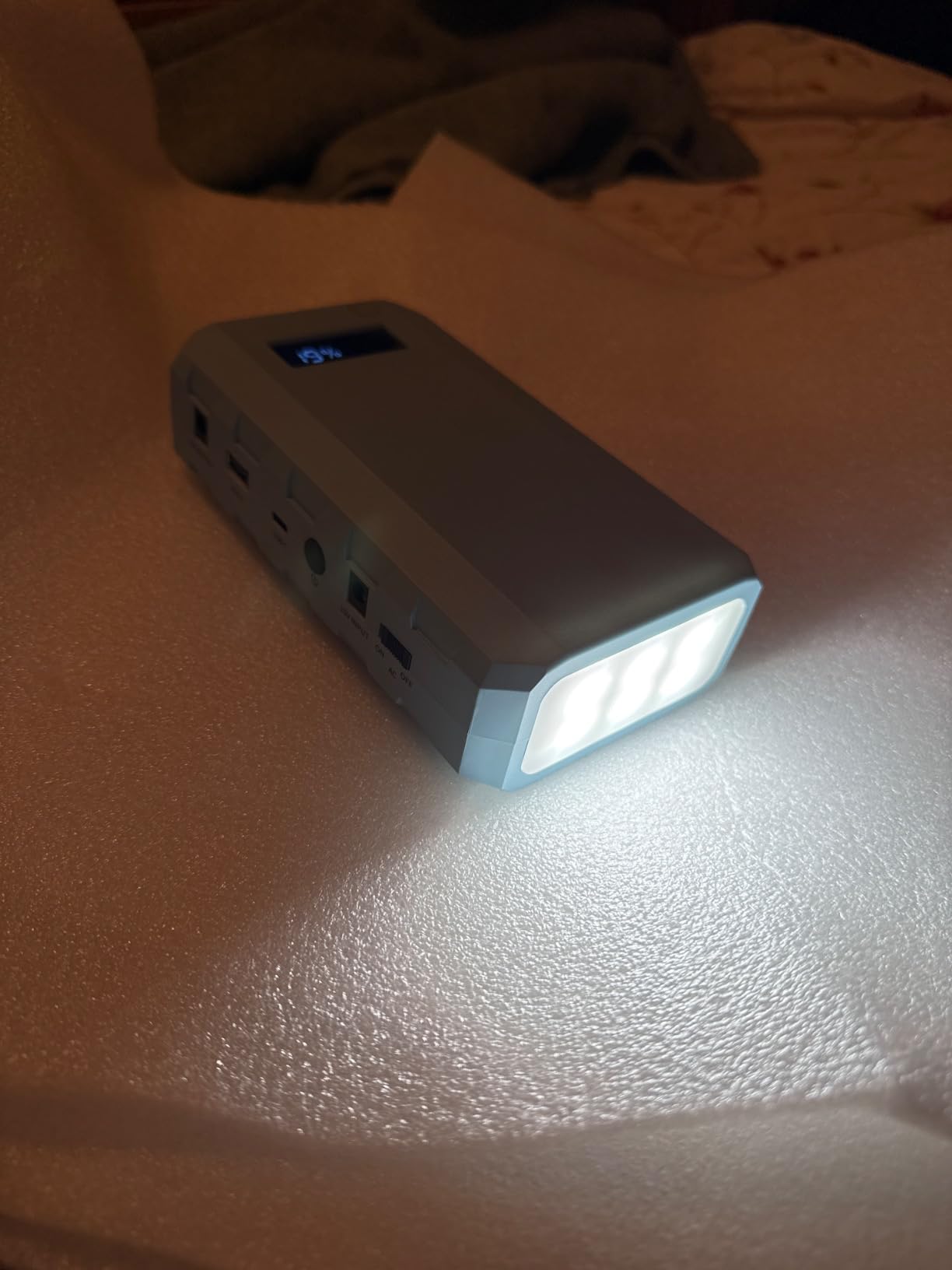 SinKeu 24000mAh Portable Charger Power Bank, 88Wh Portable Power Bank with AC Outlet, QC 3.0 USB/USB-C, DC Output, Led Flashlight, Portable Battery Charger for Home Camping Travel Power Backup customer photo 1