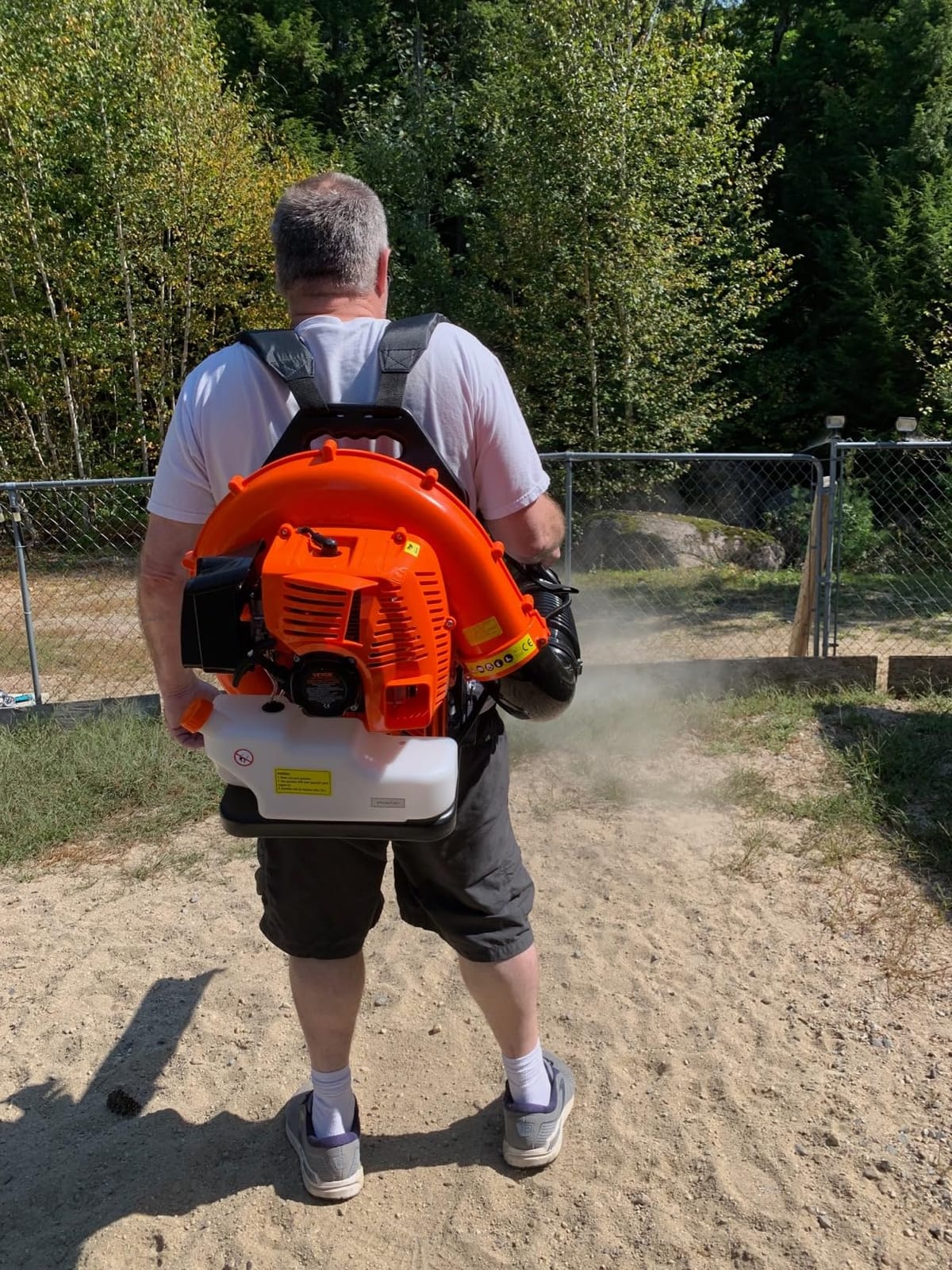 VEVOR Gas Leaf Blower, 26CC 2-Cycle Handheld Leaf Blower Gas Powered with 425-CFM and 156-MPH Powerful Performance, Ideal for Lawn Care, Leaf Cleaning, and Snow Removal customer photo 1
