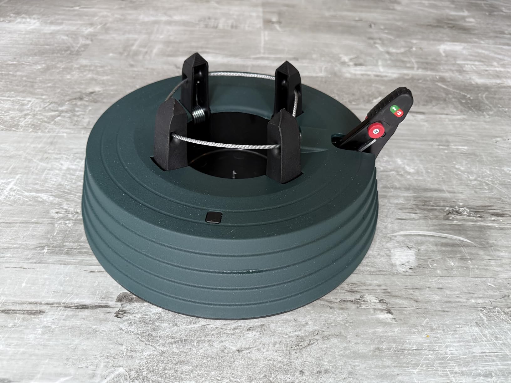 Christmas Tree Stand with Water Reservoir, for 8ft Tree (5.1