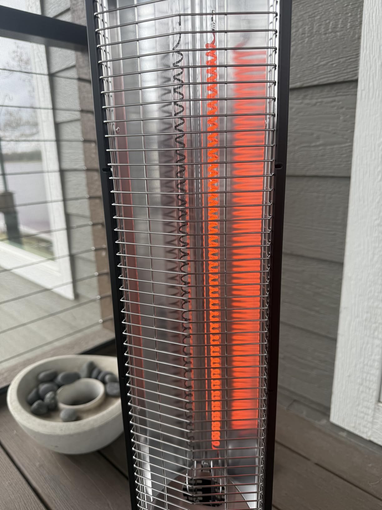 Encyclpo Patio Heater for Outdoor Use,1500W Infrared, 36 in Portable Tower Heater, 3 Levels, IPX5 Waterproof, Tip-Over&Overheat Protection for Garage, Indoor, Large Room, Backyard, Home customer photo 1