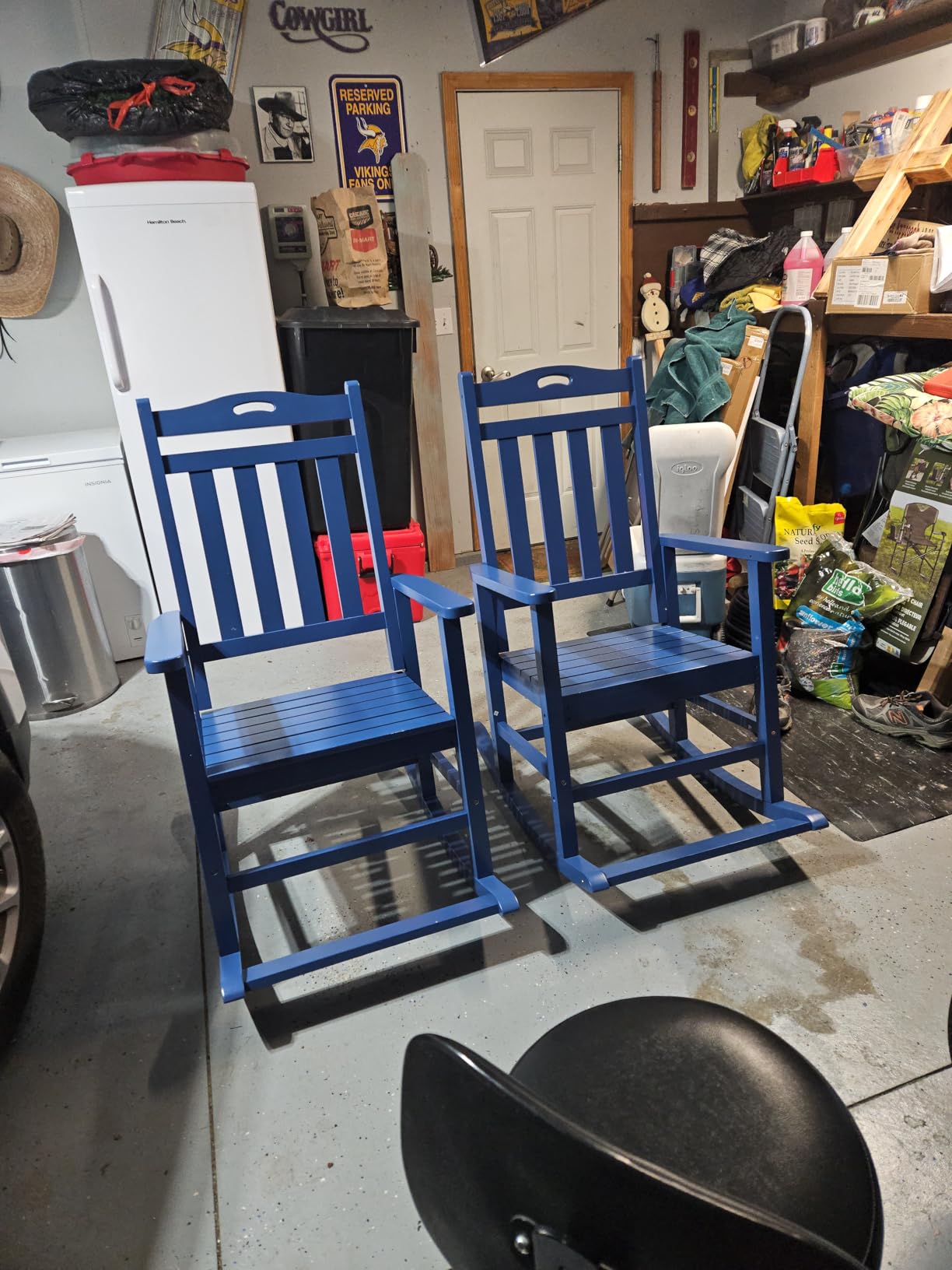 VINGLI Outdoor Rocking Chair, Heavy Duty 600 LBS Wooden Rocker, Teak(1PC) customer photo 1