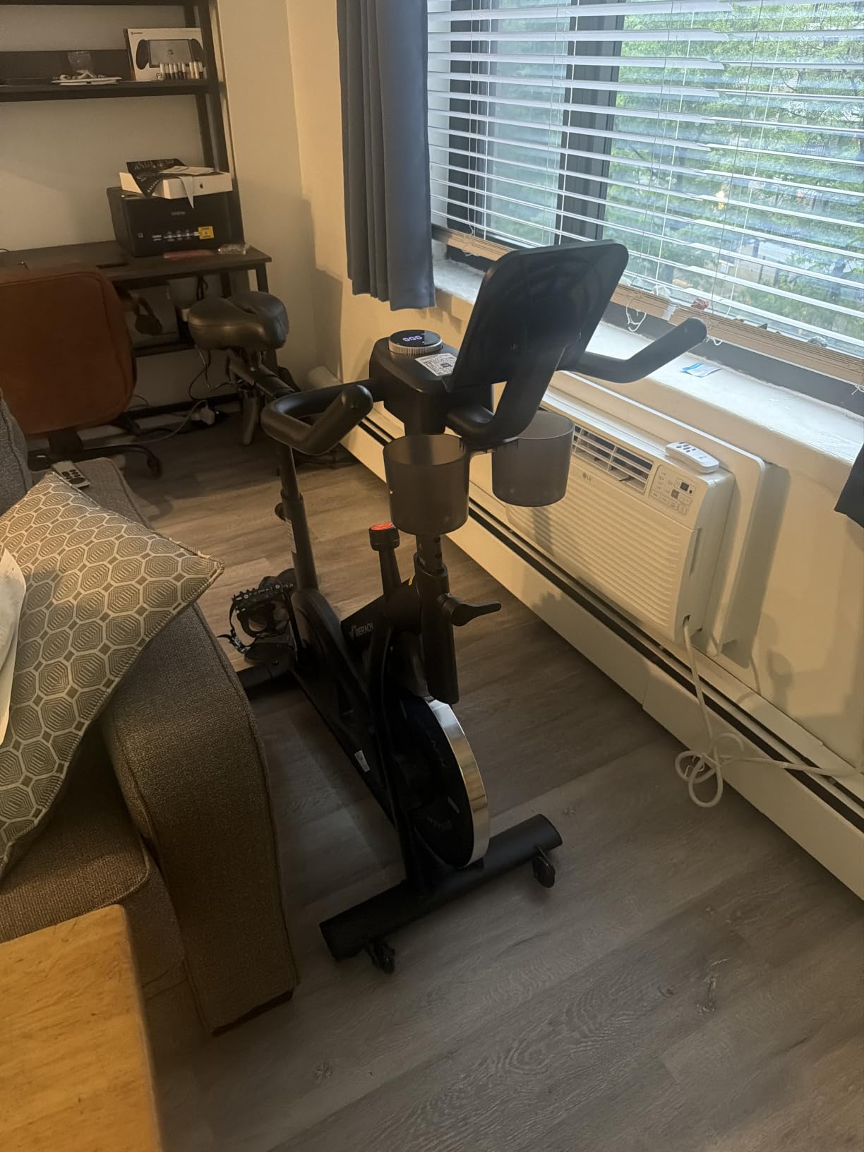 MERACH Exercise Bike, Magnetic Friction Stationary Bike for Home with APP | Low Noise Indoor Cycling Spin Bike with 300lbs Weight Capacity, Adjustable Seat & Handlebars, Fitness Courses for Weight Loss customer photo 2