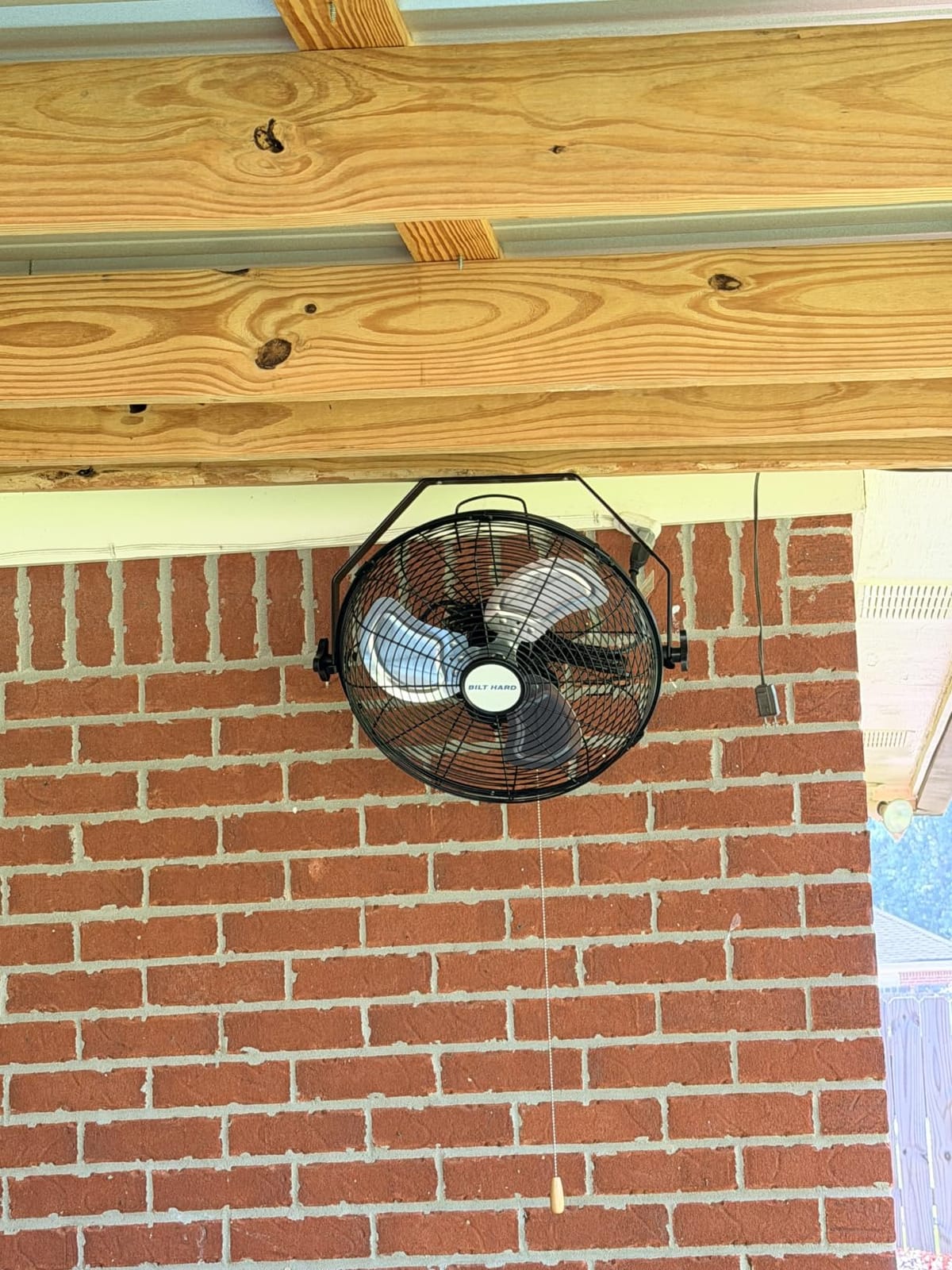 BILT HARD 24 in. Outdoor Oscillating Wall Fan, 6300 CFM 3-Speed Heavy Duty Outdoor Wall Fans, High Velocity Waterproof Fans for Patio, Commercial, Industrial, Warehouse, UL Listed customer photo 1