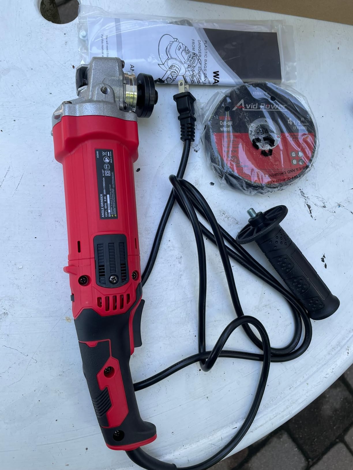 AVID POWER Angle Grinder 4-1/2 Inch 8.0 Amp 1000W Electric Grinder Tool 7-Variable-Speed Metal Grinder, 11,500 RPM, Paddle Switch with Lock-on Button, Cutting & Grinding Wheels and Side Handle - Blue customer photo 1
