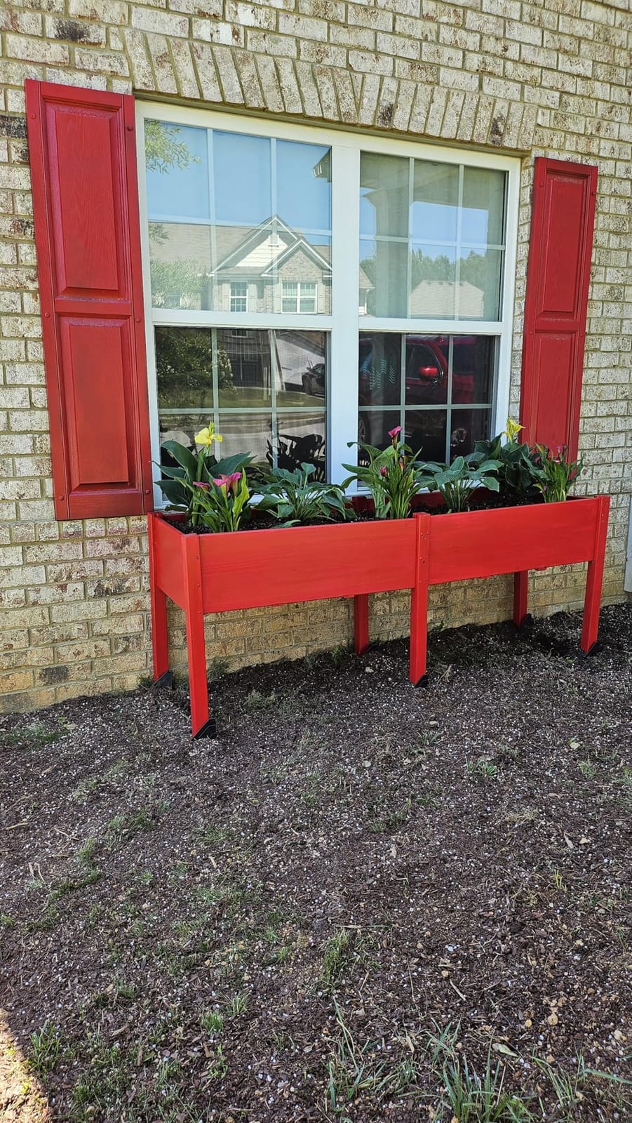 MIXC 333lbs Capacity Sturdy Wooden Raised Garden Bed Outdoors with Legs customer photo 2