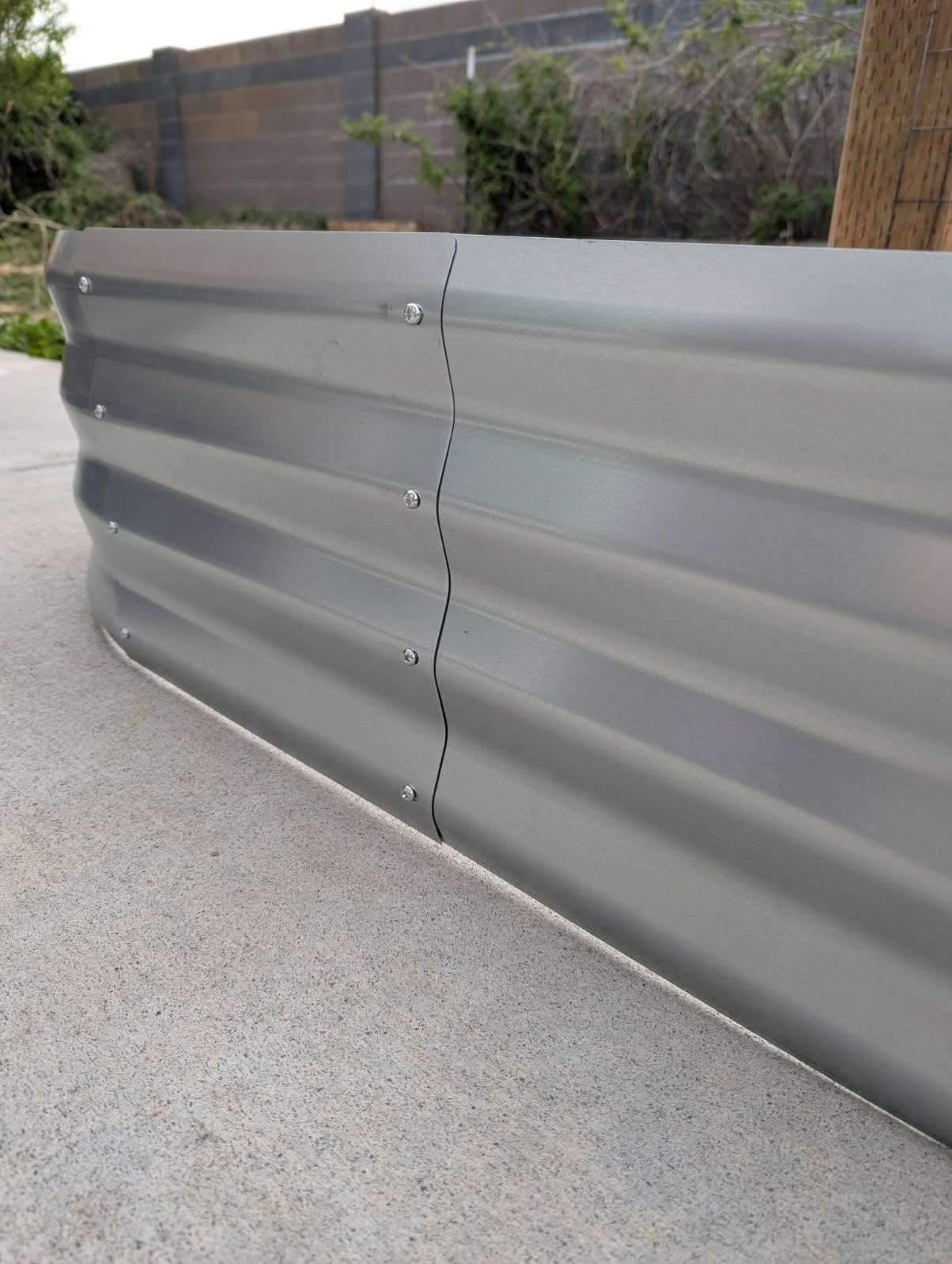 Amazon Basics Raised Garden Bed, Galvanized Steel, 48 x 24 x 12 inches, Silver customer photo 1