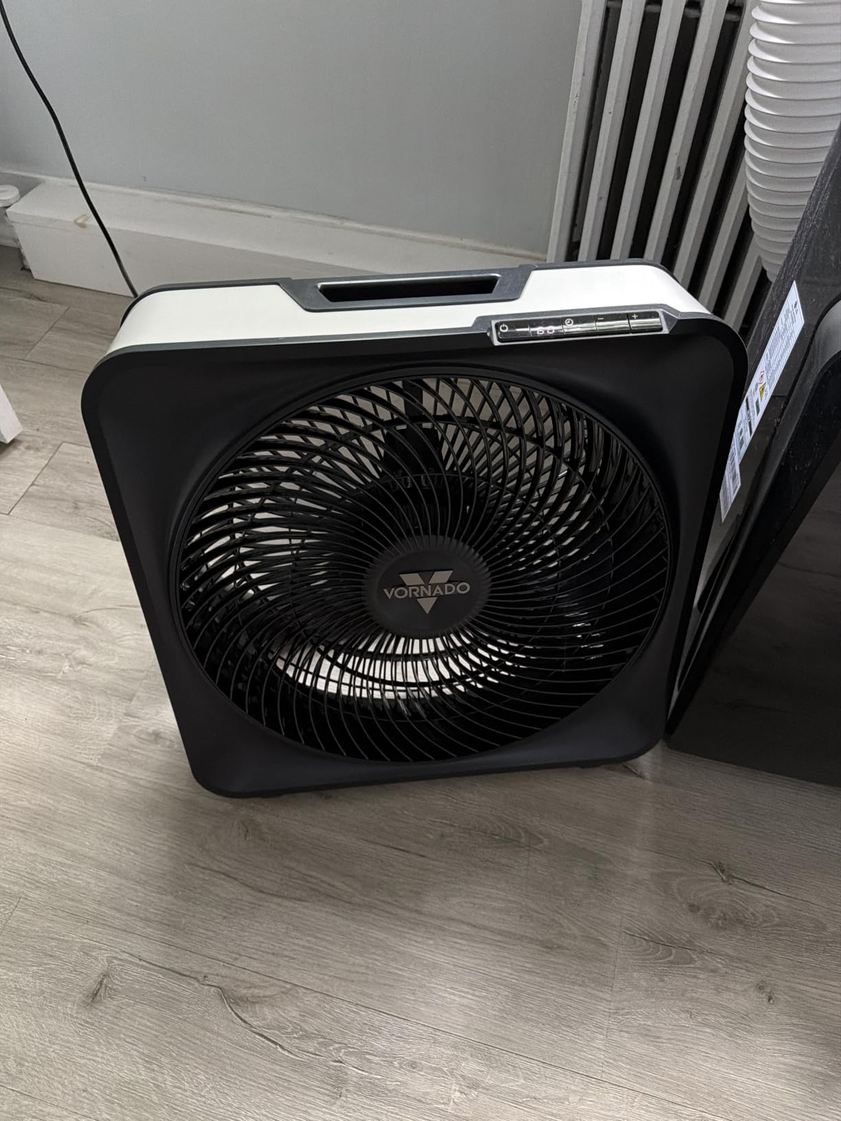 Vornado Model 80X High Velocity Box Fan, 20 Inch, Digital Display, Timer, Kick Stand, Removable Grille, Variable Speed Control, Cool Gray customer photo 1