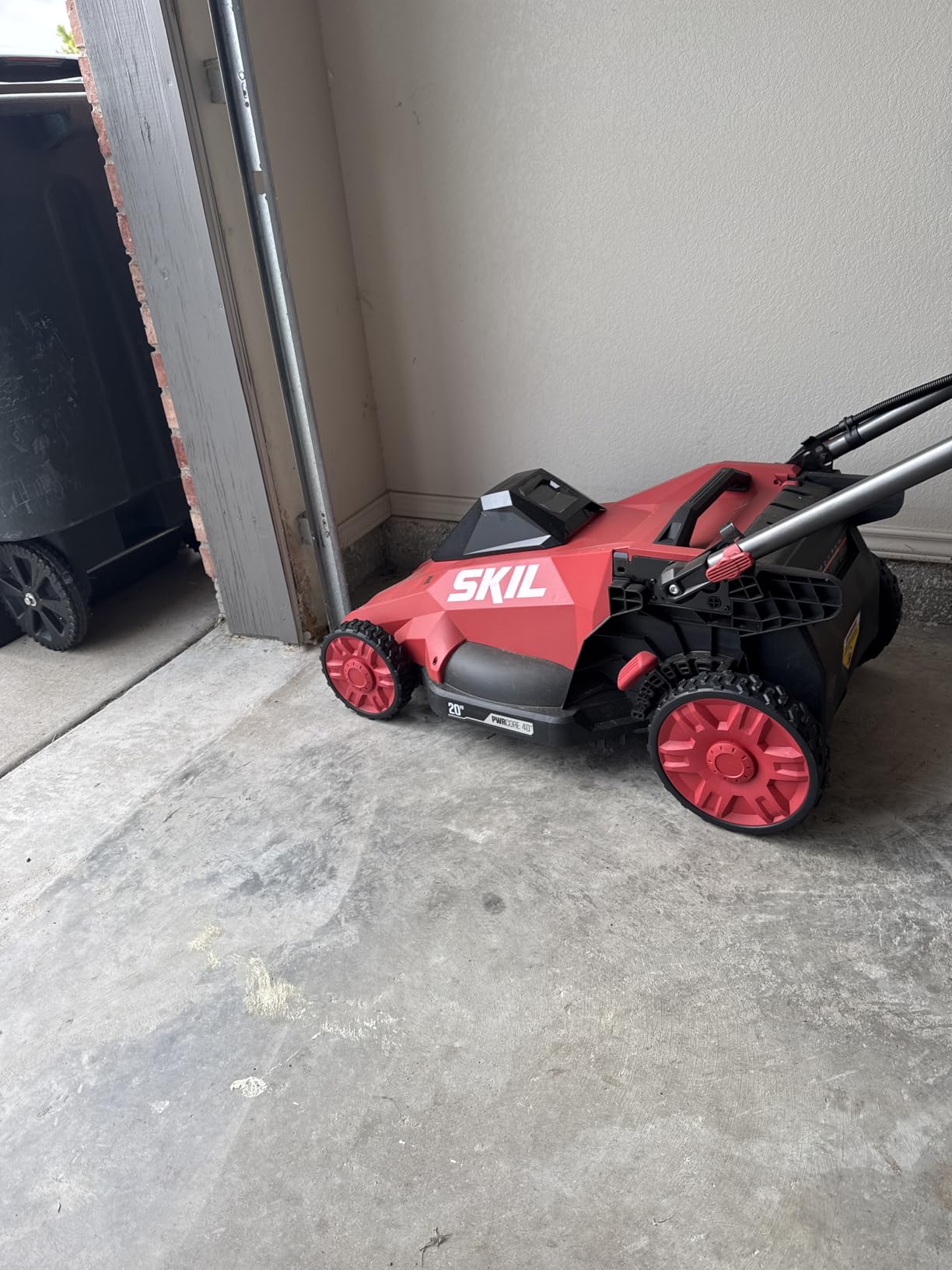 SKIL PWR CORE 40 Brushless 40V 20-Inch Push Mower Kit, Includes 6.0Ah Battery and 150W Charger - PM4910-15 customer photo 1