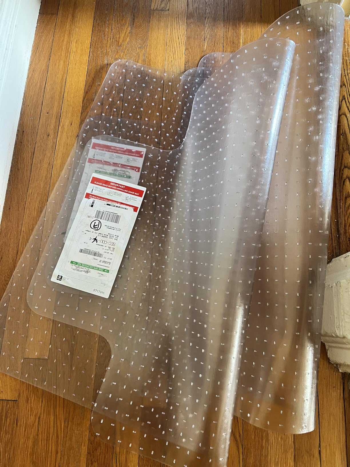 Staples Office Chair Mat, Clear, 53x45 Inch, Flat-Pile Carpet, with Lip customer photo 2