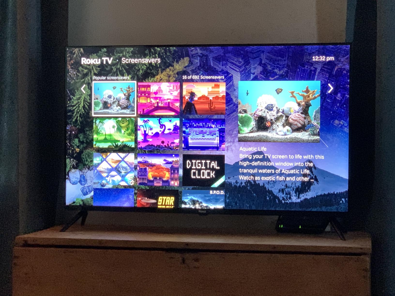 Roku Smart TV – 43-Inch Select Series, 4K HDR TV – RokuTV with Enhanced Voice Remote – Flat Screen LED Television with Wi-Fi for Streaming Live Local News, Sports, Family Entertainment customer photo 2