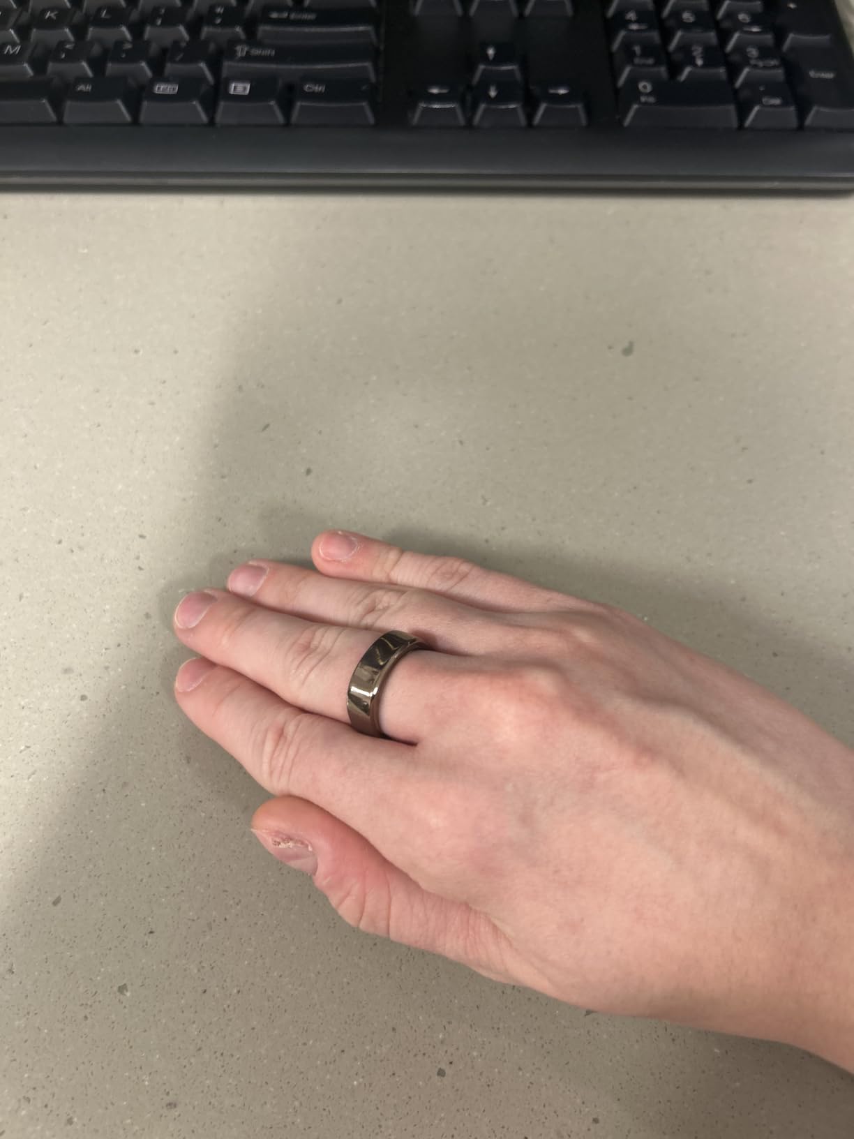 RingConn Gen 2 Air Ultra-Thin Smart Ring(Size 9, Dune Gold) customer photo 1