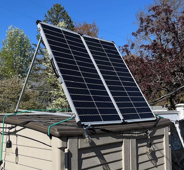 Renogy Solar Panels 200 Watt N-Type, 16BB 25% High-Efficiency customer photo 1