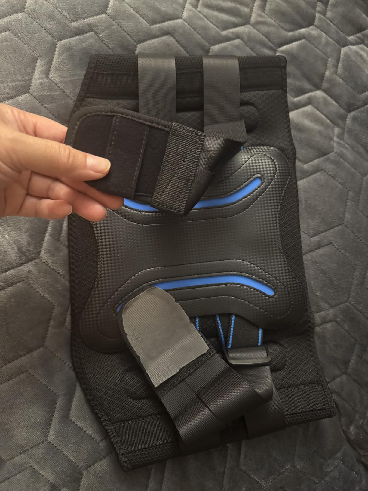 FEATOL Lower Back Brace with 5 Reinforced Stays for Women and Men, Adjustable Snug-Fit Lumbar Support Belt for Work, Size L, Waist 34.3-38inches customer photo 1