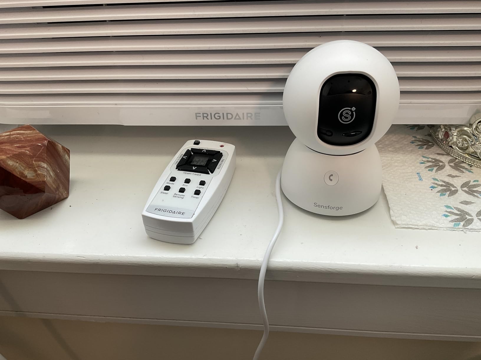 SensForge 2.5K Indoor Pan-Tilt Security Camera, 360° Dual-Band 2.4/5GHz Wi-Fi Camera for Home, Smart AI Human & Pet Detection, 64GB SD Card Included, Two-Way Talk, No Subscription Required (1, White) customer photo 1