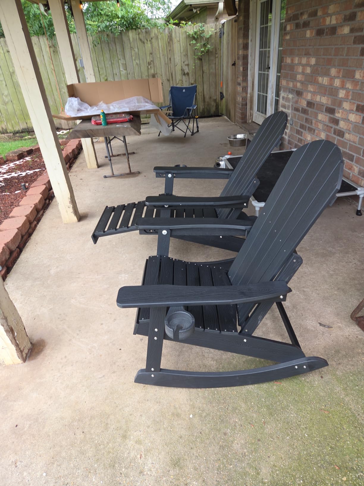 YEFU Adirondack Rocking Chairs Set of 2, with Footrest, All-Weather, Black customer photo 1