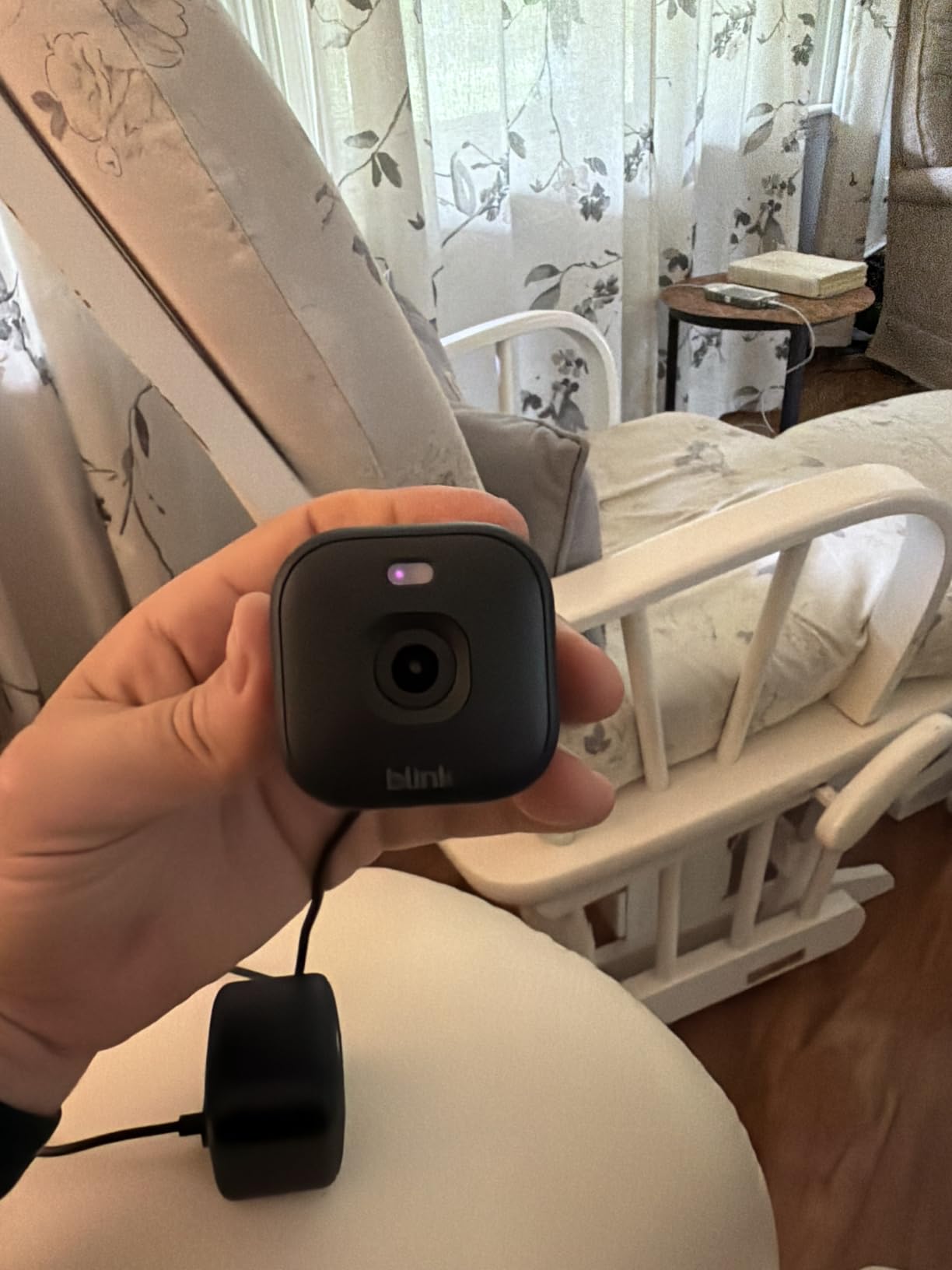 Blink Mini 2K+ (newest model) - Plug-in Home & Pet Indoor Security Camera with 2K video resolution, night vision, enhanced audio, motion detection - 1 camera (White) customer photo 2