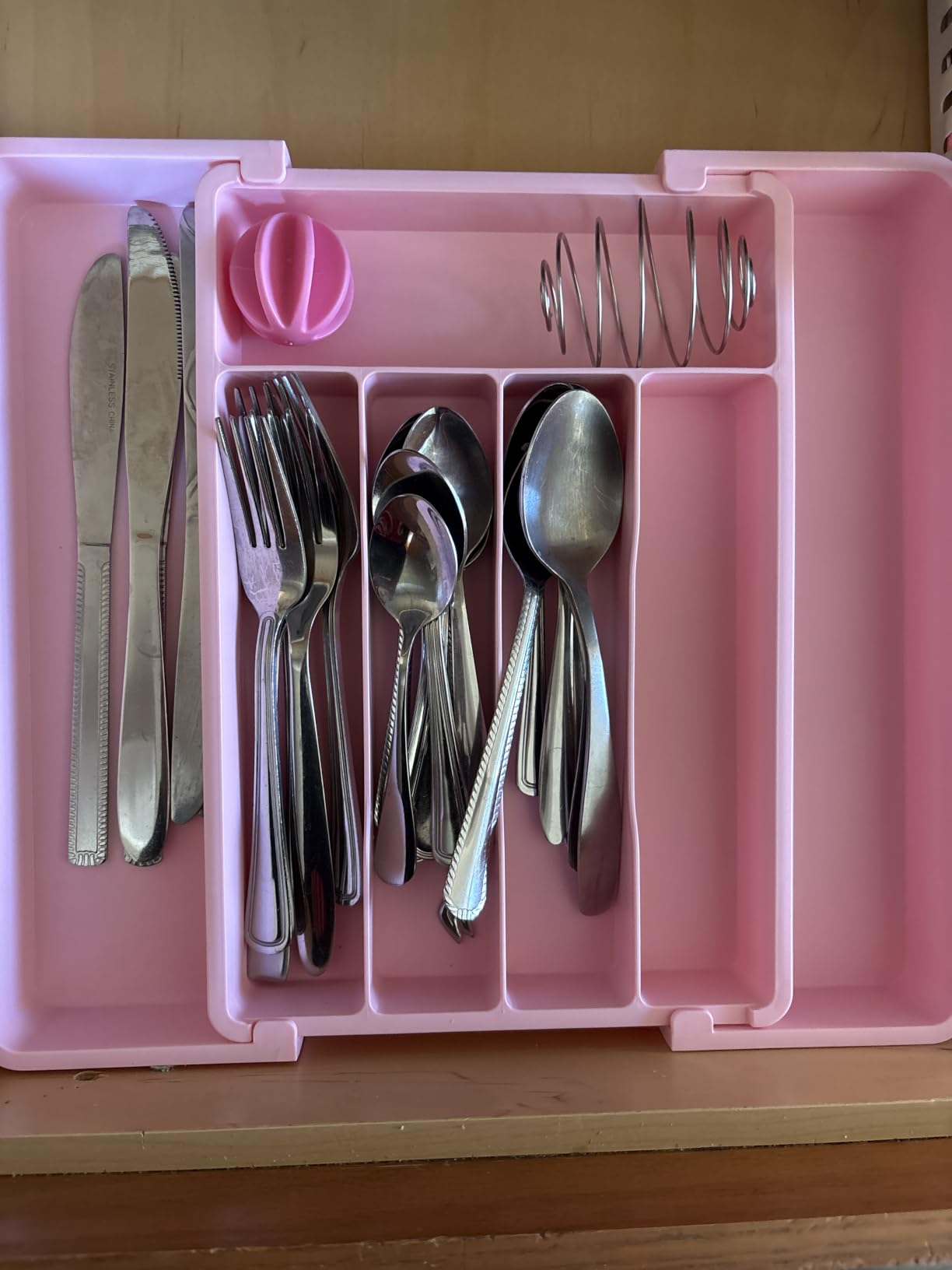 Lifewit Expandable Silverware Drawer Organizer, Kitchen Utensil Tray customer photo 1