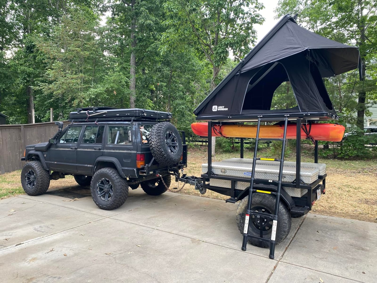 Solar Panel Rooftop Tent Hard Shell with Winter Thermal Layer customer photo 1