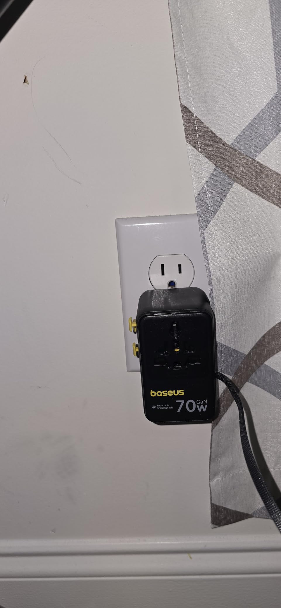 Baseus 70W Universal Travel Adapter, 6-in-1 International Plug Adapter | Worldwide Wall Charger with Retractable Cable, USB-C Fast Charging for USA/EU/UK/AUS and Over 200 Countries - Enercore CG11 customer photo 2